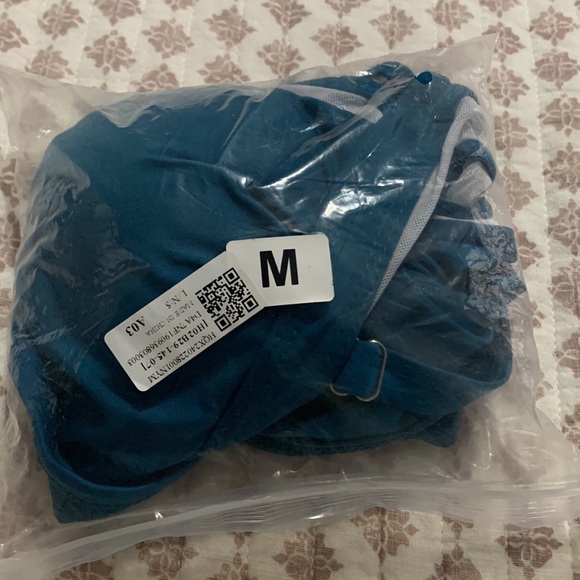 Women’s swim - mesh panel Medium - Picture 4 of 4